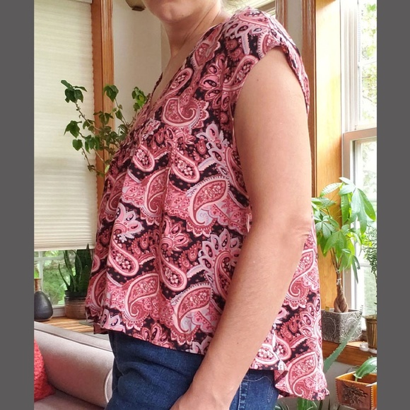 Express Pink Paisley Babydoll Open Back Top - Picture 4 of 4